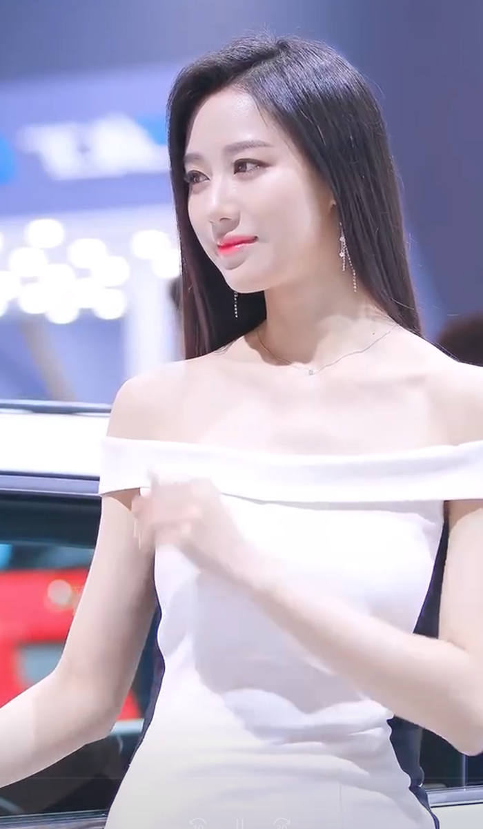 旧金山围经纪人微信