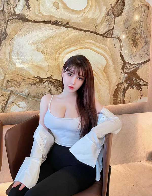 新加坡模特预约价格