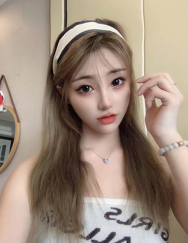 温哥华围经纪人微信